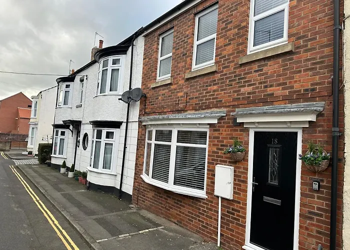 Cosy, 2 Bedroom Cottage In Guisborough Town Centre