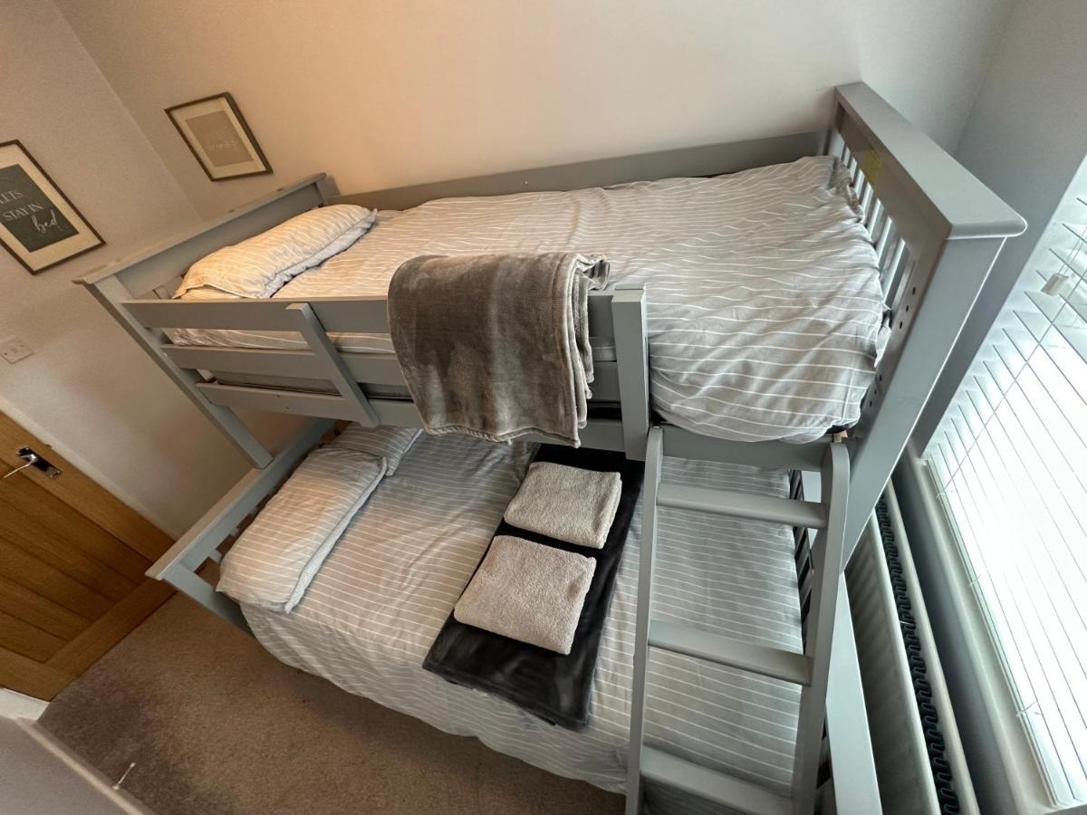 Cosy, 2 Bedroom In Town Centre Vakantiehuis Guisborough